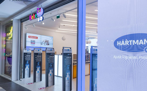 iTotem provides the digital signage solutions in the new Bebe Tei shop